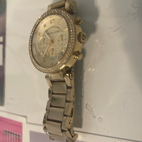 Michael Kors Watch - Picture 2 of 3
